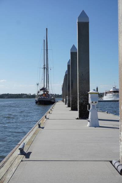 Am Steg des Savannah Yacht Clubs